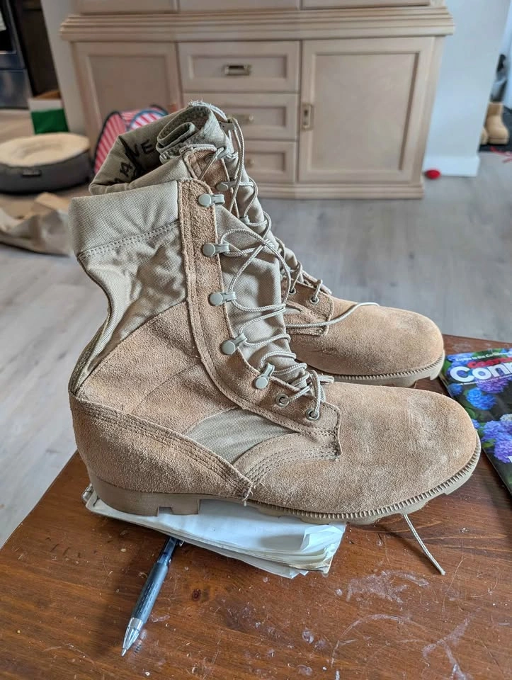 CF desert boots
