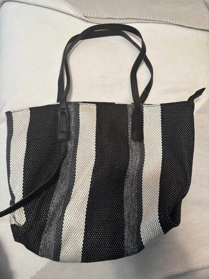 Striped Tote Bag - photo 2