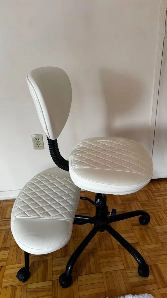 ADHD chair MOVING SALE - photo 2