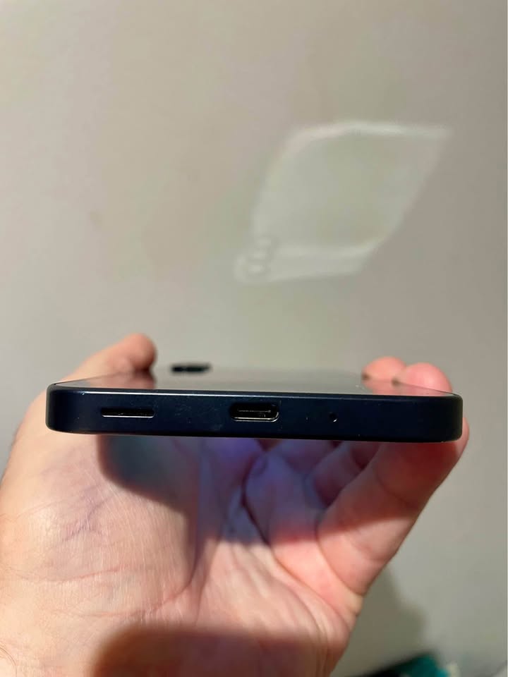 Samsung A16 mint everything - photo 3