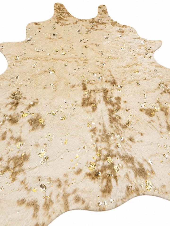 NWT nuLOOM Faux Cowhide Rug - Ivory & Gold Metallic 5'x7' - photo 3