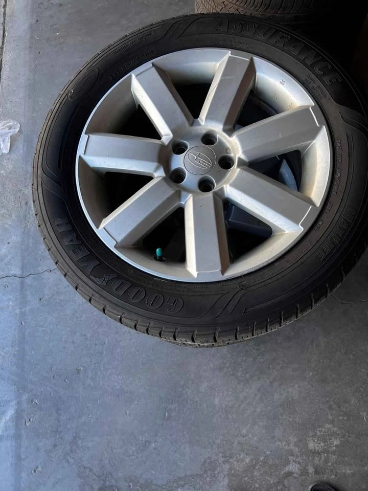 225/55/R17 Goodyear All Season Tires with Subaru Alloy Wheels - photo 3