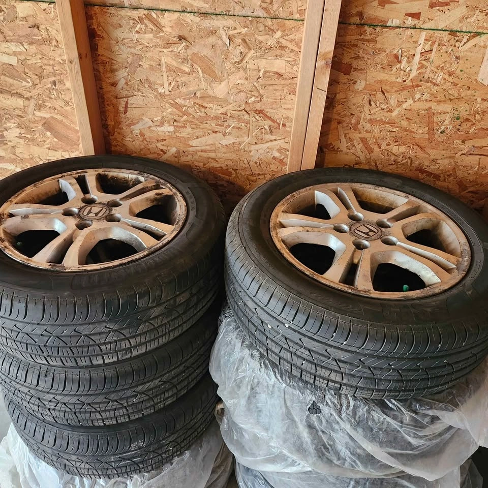 205/60/R16 Mottomaster All Season Tires with Honda Alloy Wheels - photo 5