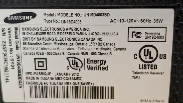 Samsung 19" LCD TV UN19D4003 HDMI + Remote - photo 4