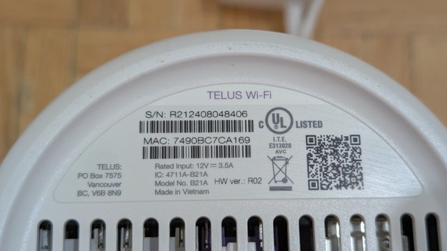 Telus Boost WiFi B21A Wifi Extender Unit Modem - photo 3