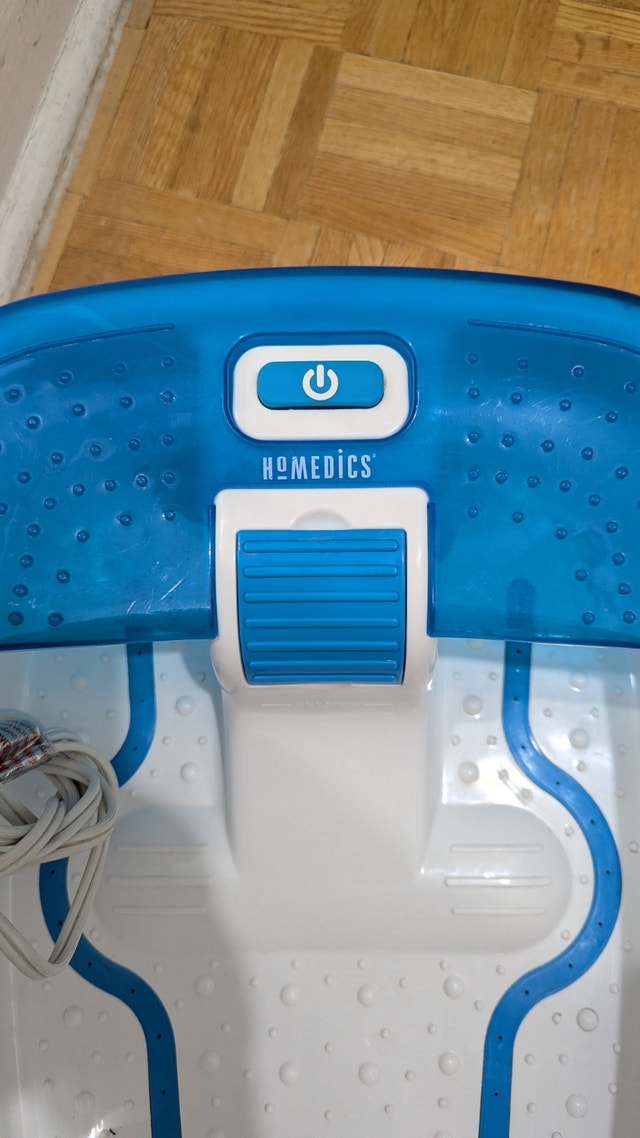 HoMedics Bubble Bliss Deluxe Foot Spa Massaging Arch - photo 2
