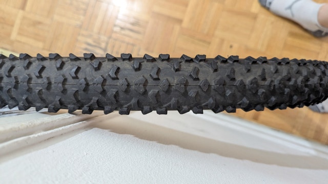 27.5x2.35 Used Bicycle Tire and Tube (60-584) - photo 3