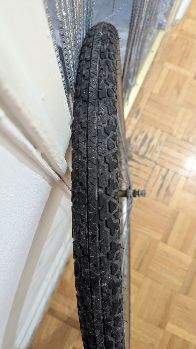 Used Bike Bicycle Wheel FRONT 26x2 - photo 2