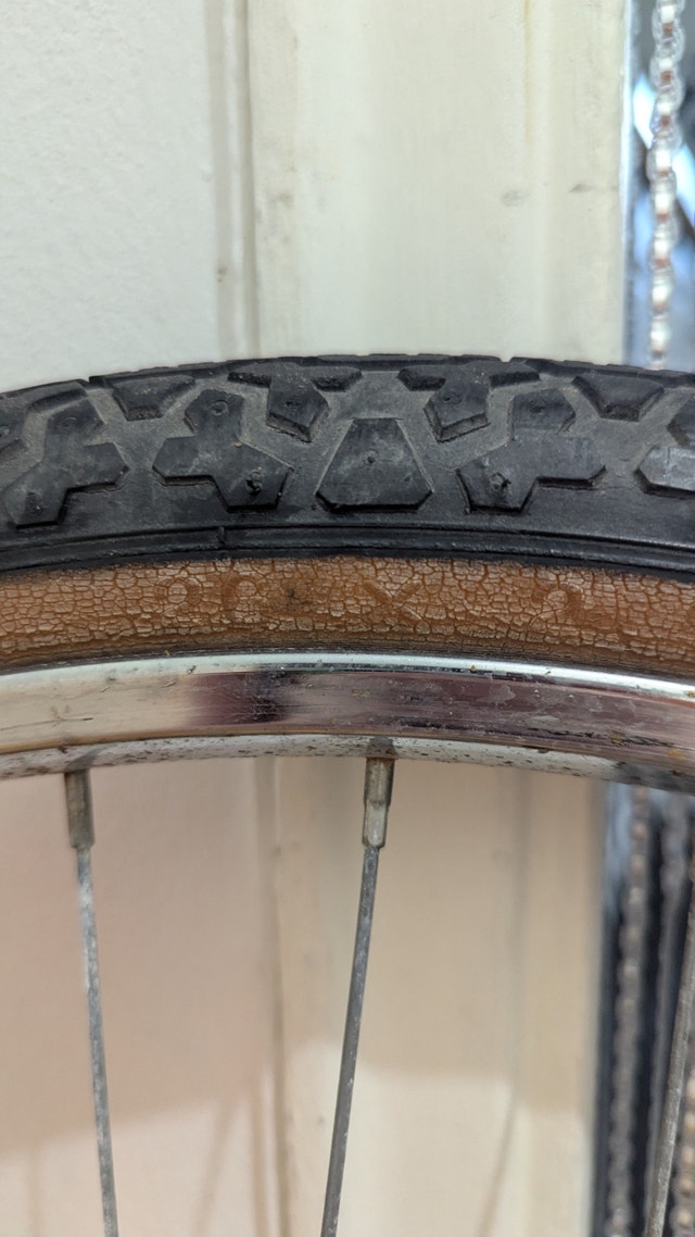 Used Bike Bicycle Wheel FRONT 26x2 - photo 4