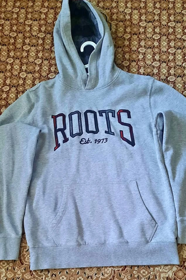 Roots Grey Hoodie XS