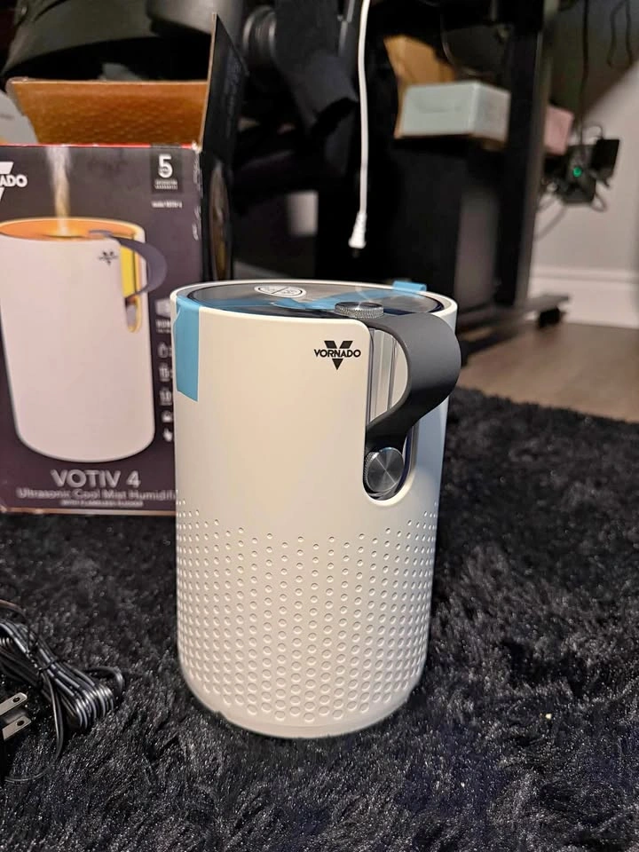 Vornado VOTIV 4 Humidifier Off-White