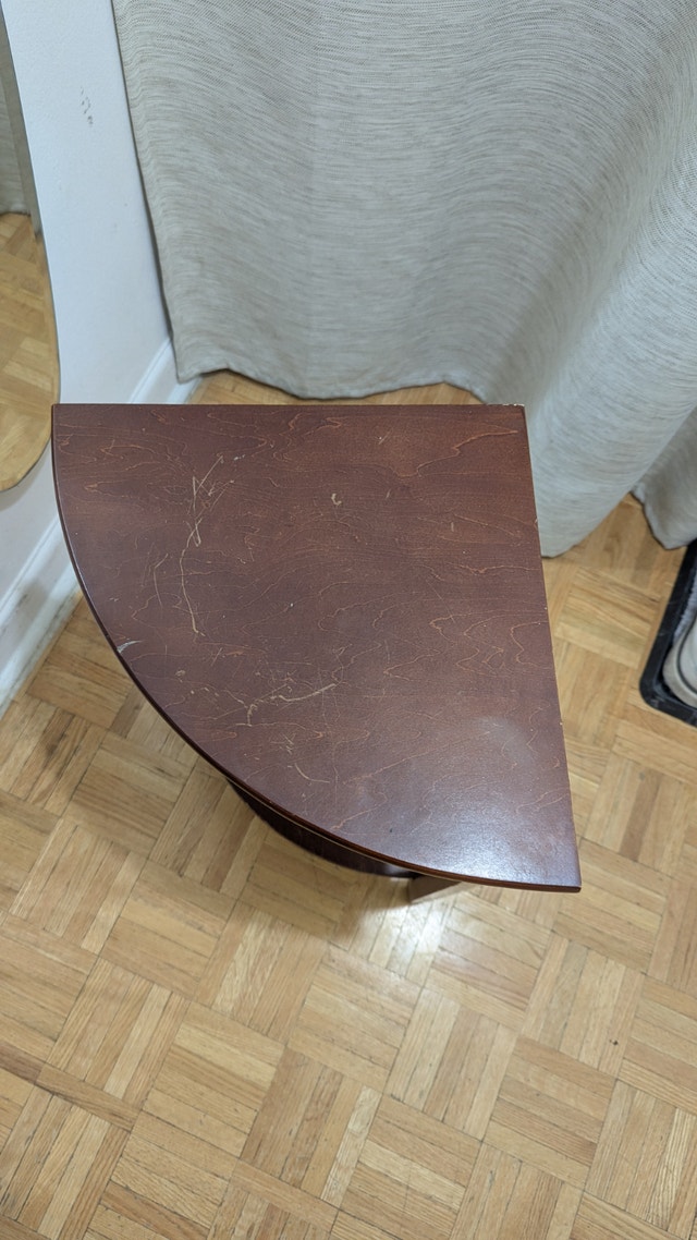 Small Retro Triangle Wood Side Corner Table 2-Tier - photo 3