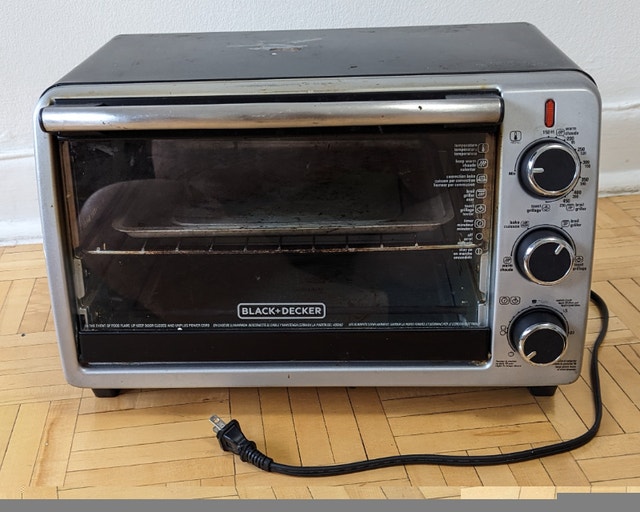 Black&Decker Toaster Oven with 4 Functions, 6-Slices - photo 2