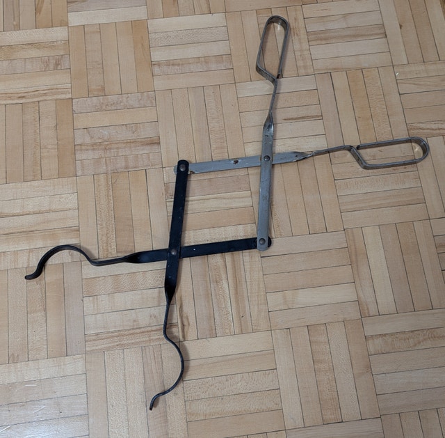 Strong Steel Fire Pit Tongs - photo 2
