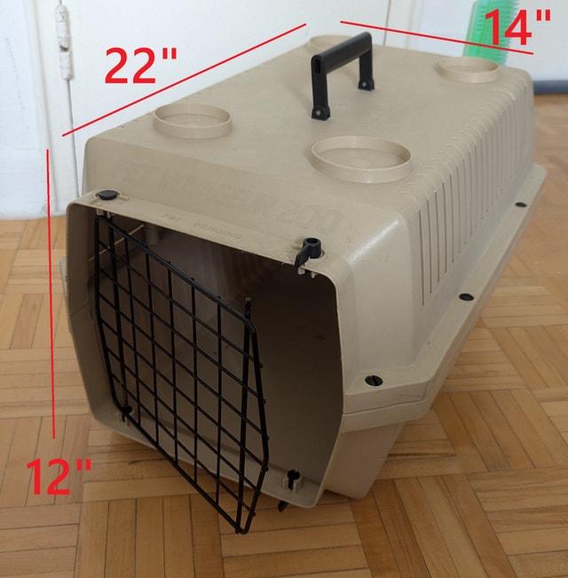 Pet Voyageur 200 Small Dog/Cat Kennel Carrier