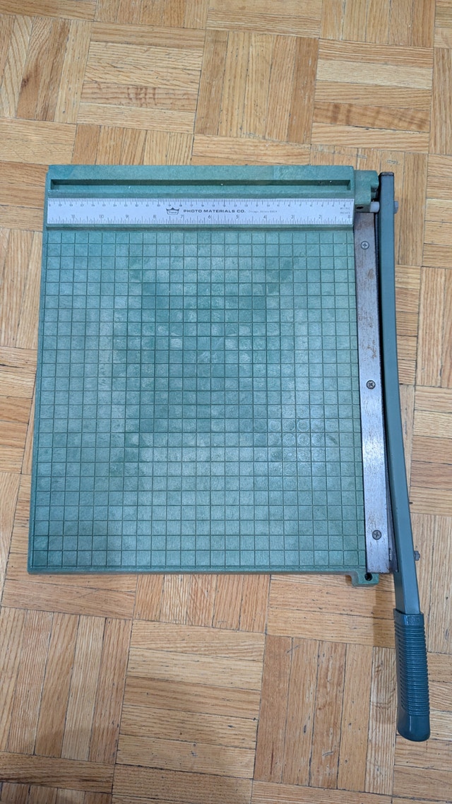 Vintage Small 12 X 12" School Teacher Photo Paper Trimmer Cutter - photo 2
