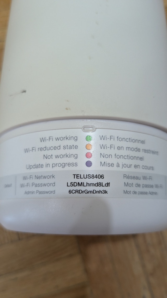 Telus Boost WiFi B21A Wifi Extender Unit Modem - photo 4