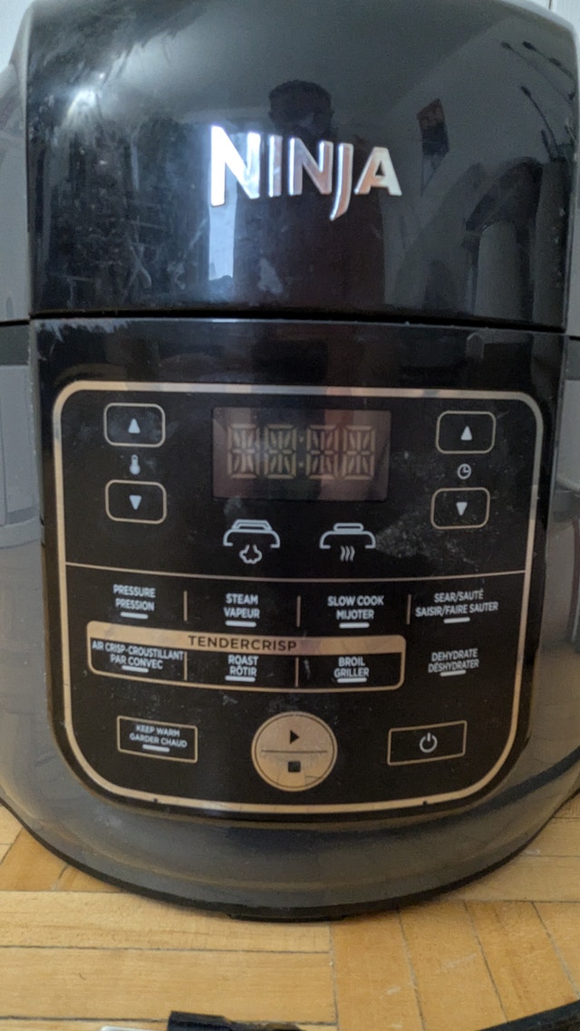 6.5qt Ninja Slow Cooker and Air Fryer. Pressure does not work!!! - photo 2