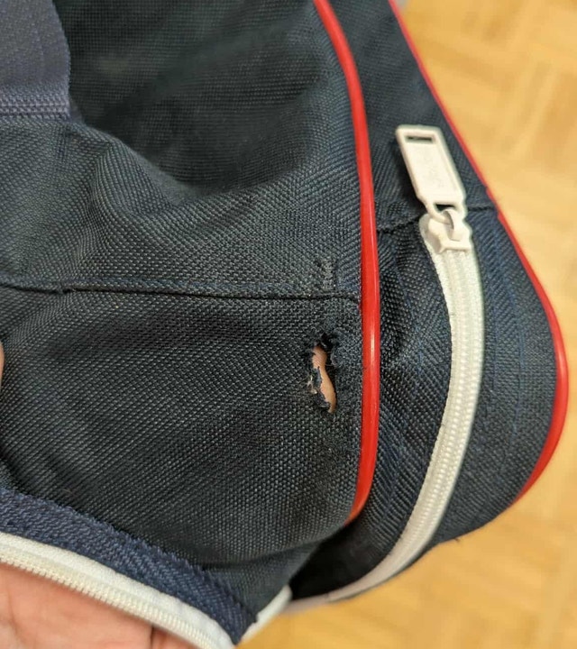 Labatt's Blue Canadian Beer Duffle Gym Travel Carry Bag - photo 4
