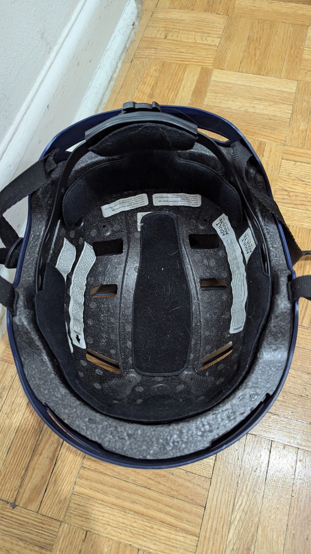 Raleigh Bicycle Helmet - Size 58-62cm - photo 3