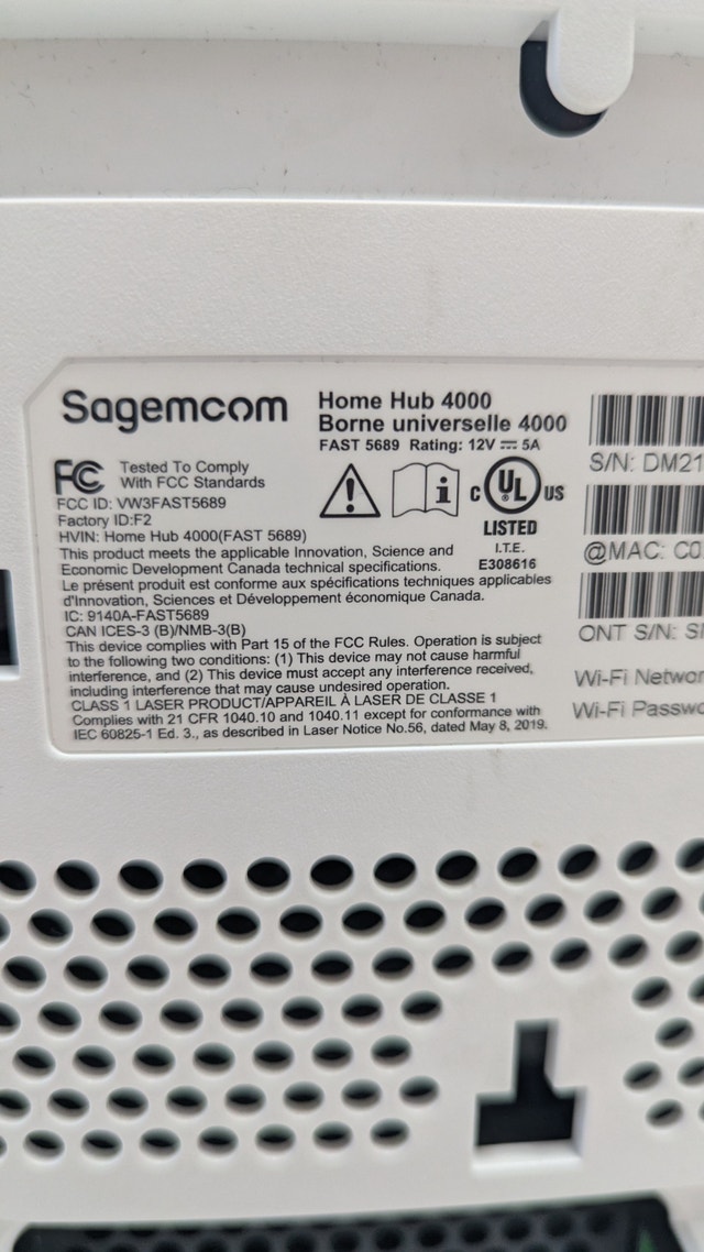 Bell Home GIGA Hub 4000 (Sagemcom 5689) Modem - photo 3