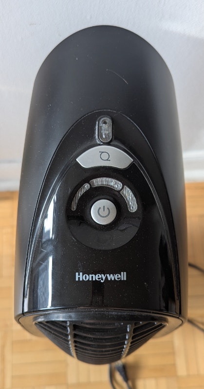 Honeywell Tower Air Purifier, Allergen Remover, Oscillates - photo 3