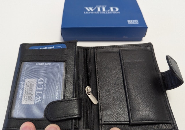 NEW RFID Leather Wallet - Always Wild Classic Style Card Holder - photo 4