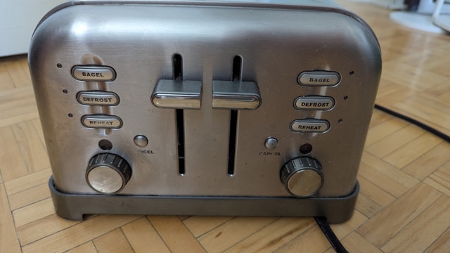 Cuisinart 4 Slice Stainless Steel Toaster RBT-380C - photo 2