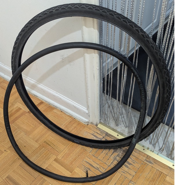 28x1.40 Used Bicycle Tire and Tube (700x35G)