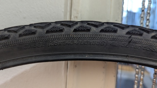 28x1.40 Used Bicycle Tire and Tube (700x35G) - photo 2