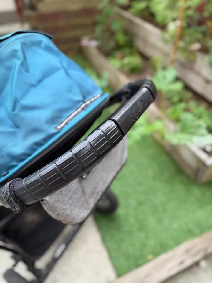 City Select Double Stroller by Baby Jogger in teal image indicator(4)