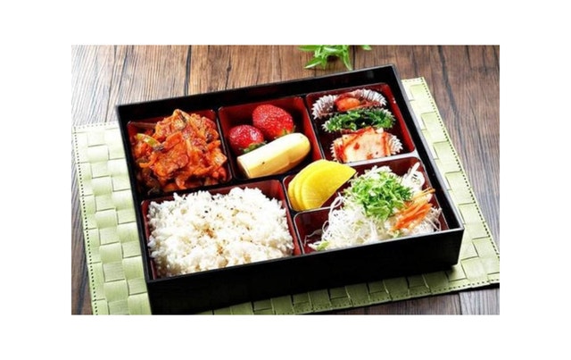 SECTIONAL TRAY - JAPANESE BENTO Lunch Box - MEDIUM