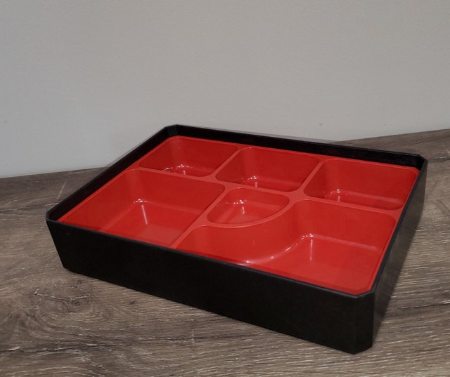 SECTIONAL TRAY - JAPANESE BENTO Lunch Box - MEDIUM - photo 3