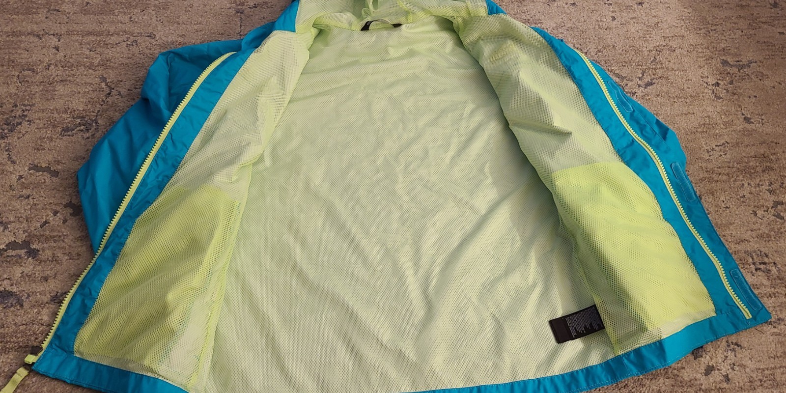 The North Face Girls Blue Windbreaker SZ 14/16 - photo 4