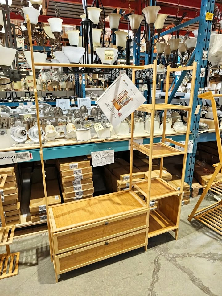 Posting #C2301 CC003 - Wood Closet Hanger Rack