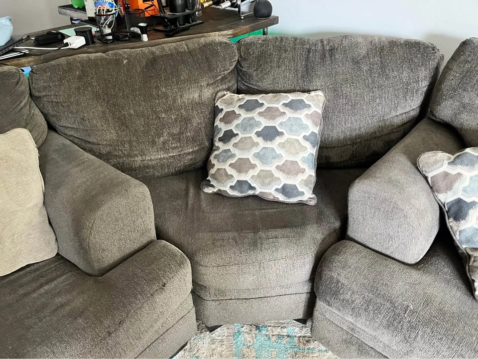 Ashley Furniture Sectional Sofa - photo 3