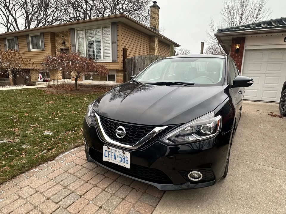 2017 Nissan Sentra Turbo SR - photo 2