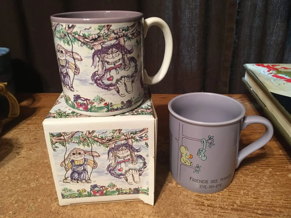 LOT OF 26 COFFEE MUGS: SMILEY, FOOTBALL, GOLF, ANIMALS, MOM/DAD - photo 4