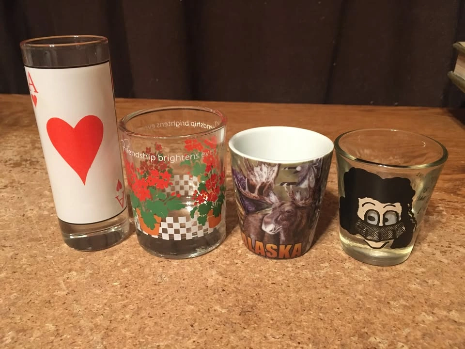 LOT OF 21 SHOT FLUTE DRINKING GLASSES CHERRIES LADYBUG EGYPTIAN - photo 4