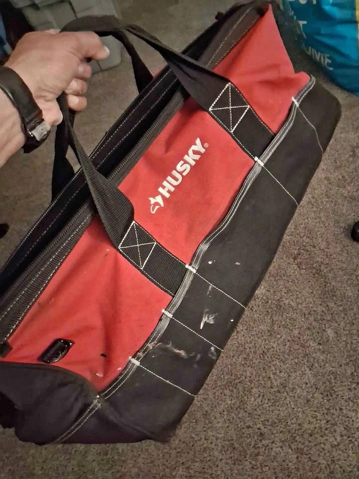 24 Inch Husky Tool Bag