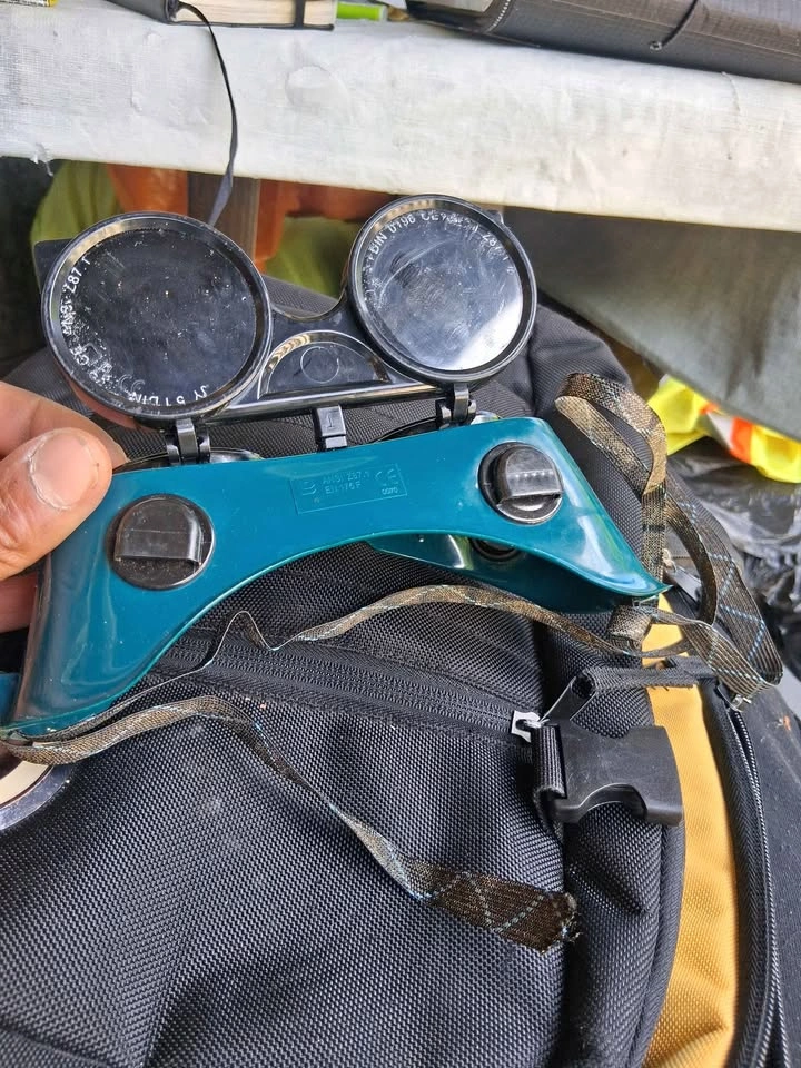 Vintage Makita Welding Goggles $35 - photo 2