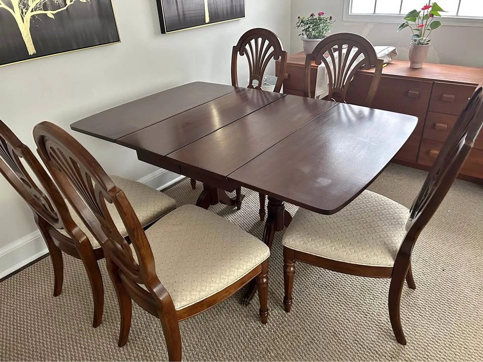 Six Seater Dining Set with Expandable Table