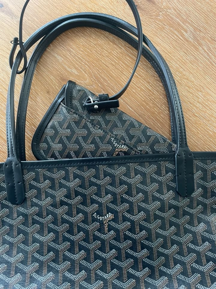 Large Tote Bag with Mini Pouch - photo 2