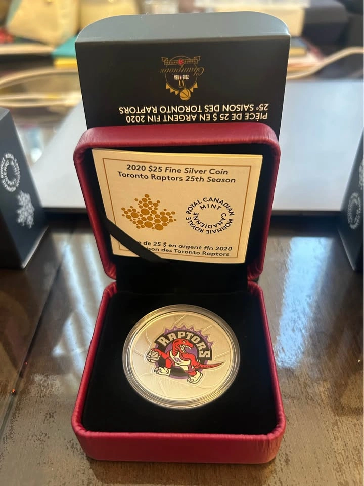 1 oz. Pure Silver Coin - 2020 Toronto Raptors 25th Season - photo 3