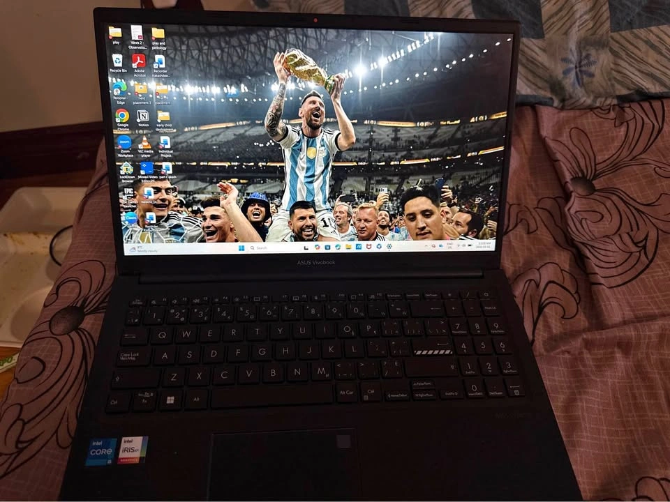 ASUS Vivobook X1504VA | i5 | 12GB RAM | 1TB HDD | Fast Laptop