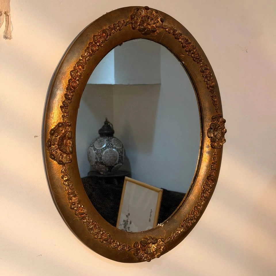 Vintage Oval Ornate Gold Mirror - photo 2