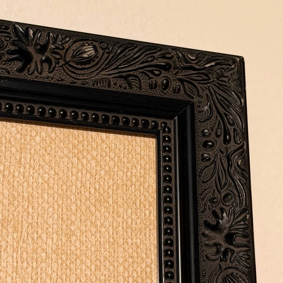 Vintage Indian Artwork in Carved Frame, Signed Amit Satay - photo 3