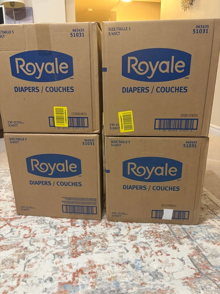 Royale Premium Diapers, Size 5 - photo 4