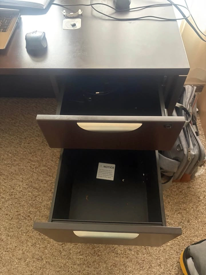 Office desk, reading table - photo 4