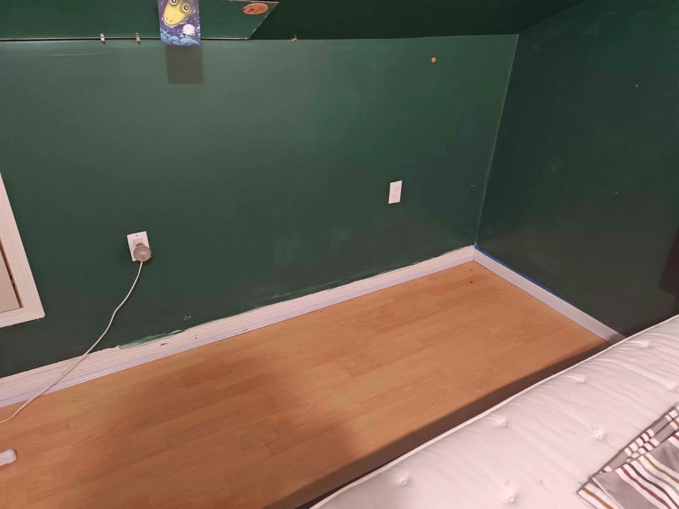 1 Bed 1 Bath - Apartment - photo 2